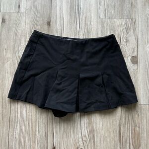 Black Pleated Mini Skort